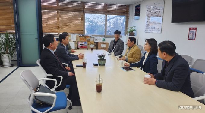 여주교육지원청, 김규창 경기도의원과 경기관광고 현장 방문... 교육정책 설명 및 현안 사업 점검