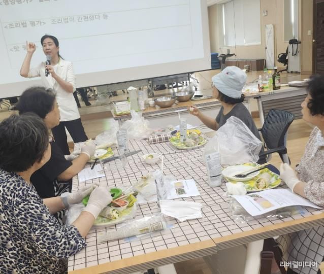 의왕시, 실버세대를 위한‘푸드 리터러시 엄지척 영양교실’운영