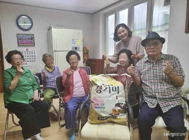 수원시 권선구 서둔동 상인회, 추석맞이 이웃돕기 백미 전달