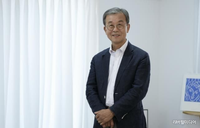 ‘제3회 부천시 문화예술대상’ 수상자로 선정된 원혜영 웰다잉문화운동 대표