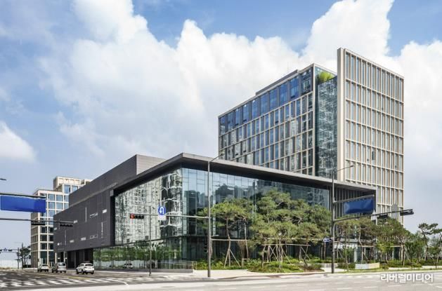 경기시흥 SNU 제약바이오인력양성센터 전경