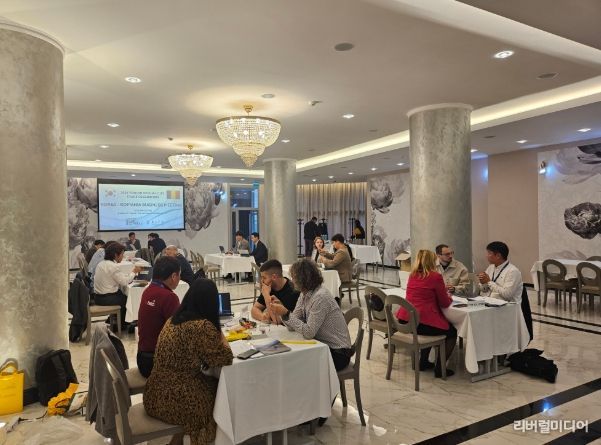 (주)화이어제로가 '2024 동유럽 시장개척단'에 참가한 모습