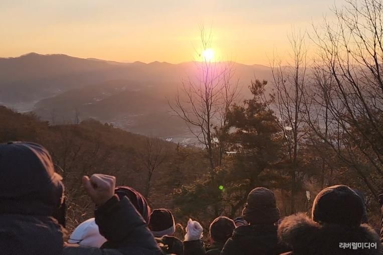양평군 지평면, 병오년 붉은 말의 해 맞아 갈지산 새해맞이 등산행사 개최