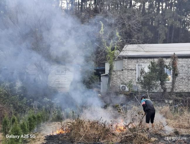 폐기물 불법소각 현장 사진