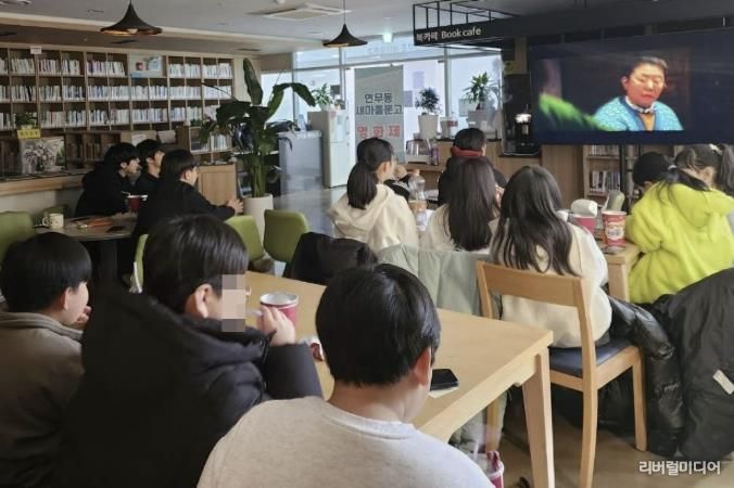 수원시 장안구 연무동 새마을문고, 겨울방학 맞이 작은 영화제 개최
