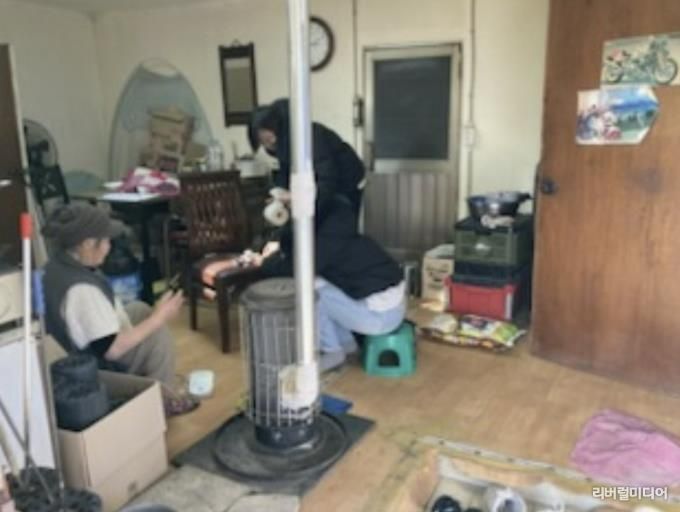 고양시 흥도동, 주거취약가구 '동절기 보건복지 방문점검' 실시