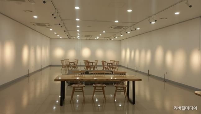 연갤러리 내부 공간
